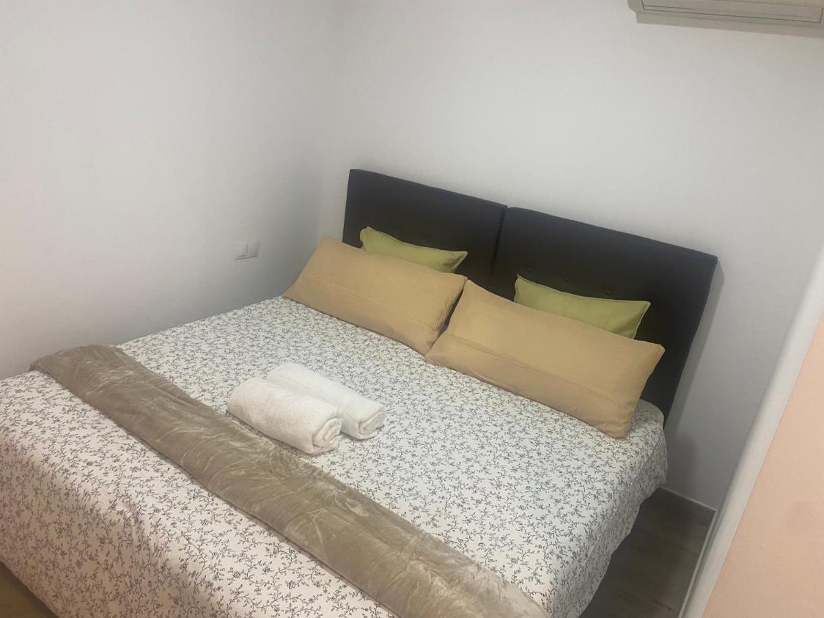 Ferienwohnung Apartamento Centro Rubí Exterior foto